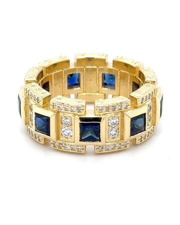 Link style ring with blue sapphires and diamond accents 